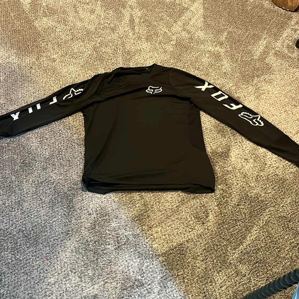 L- Fox Defend MT bike racing long sleeve
